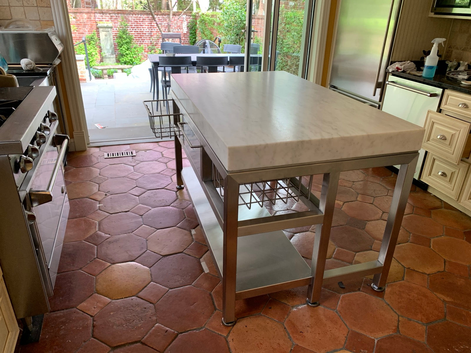 Closer view of the marble slab on the home worktable.